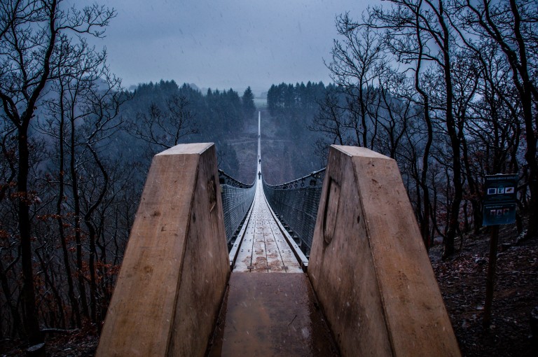 Name:  suspension bridge hngeseilbrcke geierlay  0406-Gemma-Geierlay-Germanys-Longest-Suspension-Bri.jpg
Views: 10418
Size:  136.9 KB