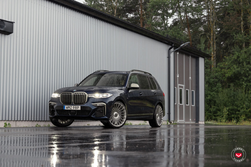 Name:  BMW-X7-Series-17-S17-14--Vossen-Wheels-2023-4-1047x698.jpg
Views: 1004
Size:  150.3 KB