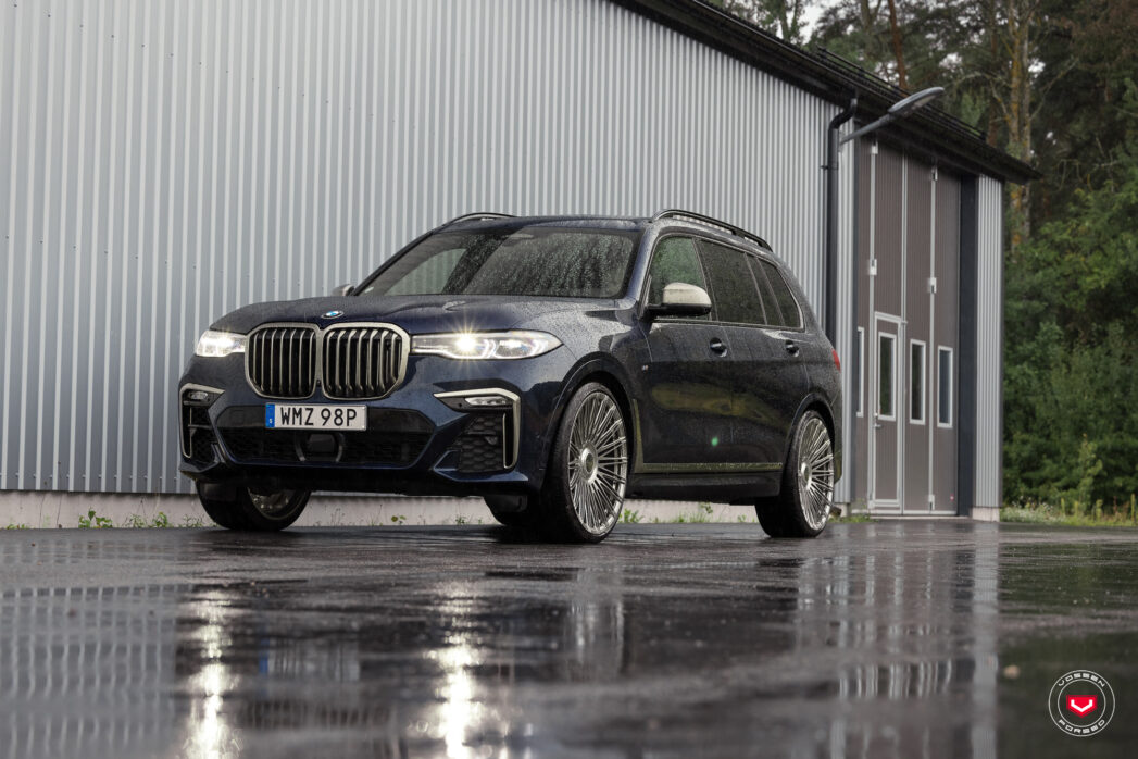 Name:  BMW-X7-Series-17-S17-14--Vossen-Wheels-2023-11-1047x698.jpg
Views: 1002
Size:  131.4 KB