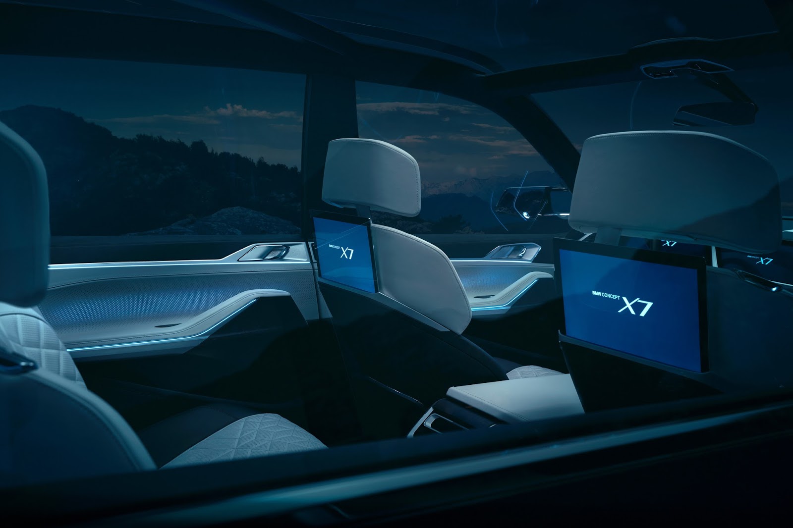 Name:  BMW-X7-iPerfomance-Concept-8.jpeg
Views: 1296
Size:  139.0 KB
